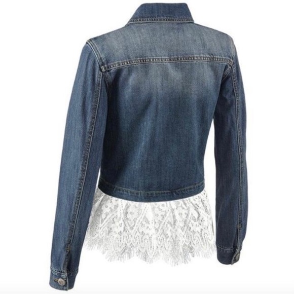 CAbi Dakota Denim Jean Jacket w/ removable lace - Picture 2 of 10